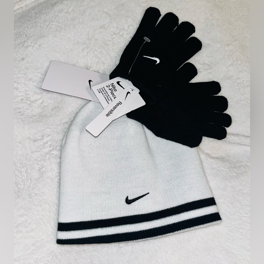 Nike Set Knit Beanie and Gloves Youth NWT!